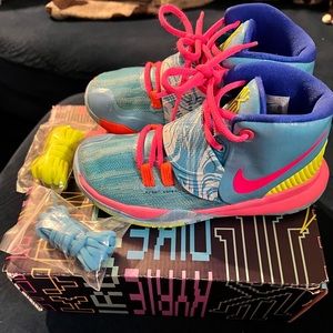 Kyrie 6 little girls sneakers